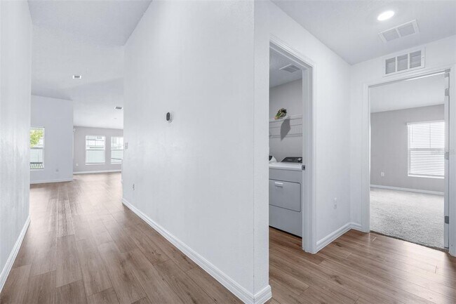 Building Photo - 12781 Canter Call Rd