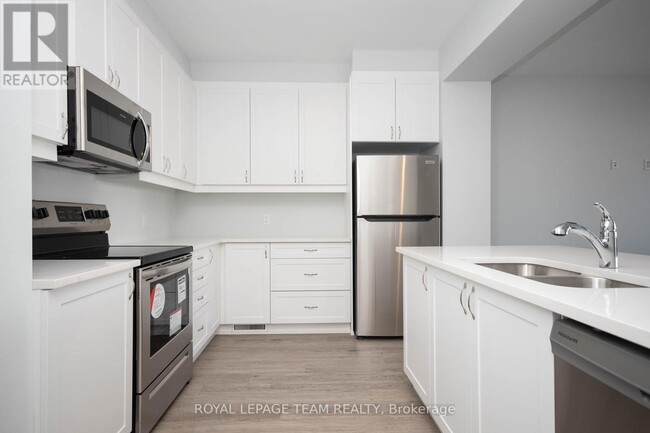 Building Photo - 142 Anthracite Private