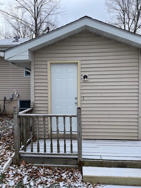 Back Entry - 2666 11th Ave NW