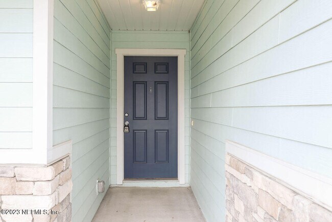 Building Photo - 1480 Knudson Dr