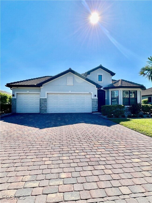 Foto del edificio - 3425 Hampton Blvd