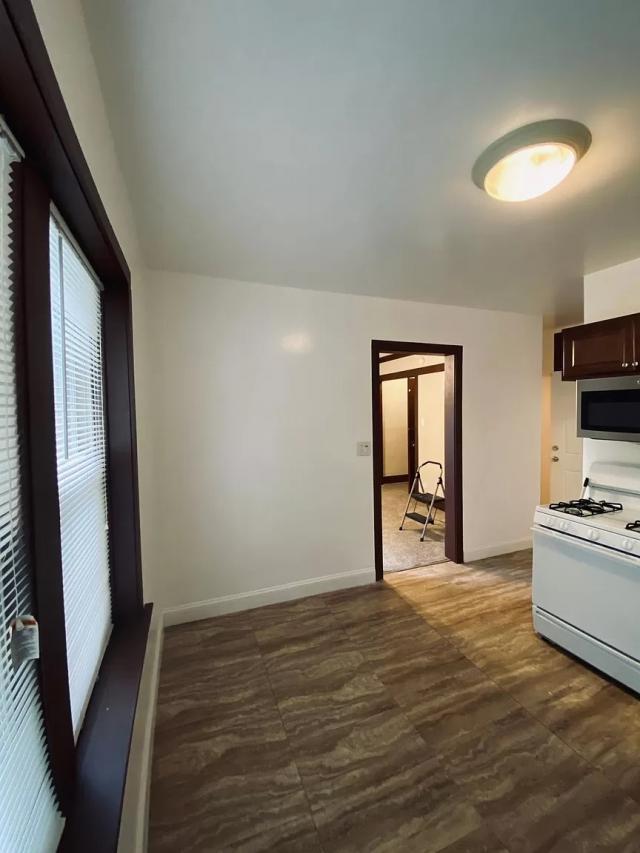 Building Photo - 1 bedroom in Chicago IL 60639