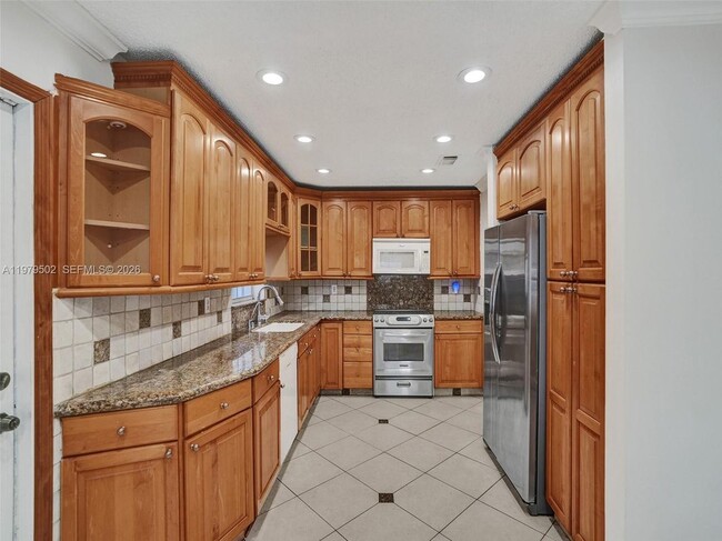 Foto del edificio - 3745 Piccadilly St