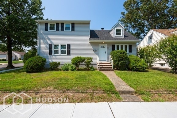 NOW AVAILABLE! - 211 Thompson Ave, Bound ... - NOW AVAILABLE!  - 211 Thompson Ave, Bound ...
