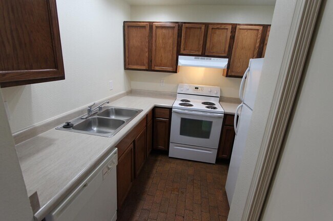 Foto del edificio - 5320 Heritage Way NE