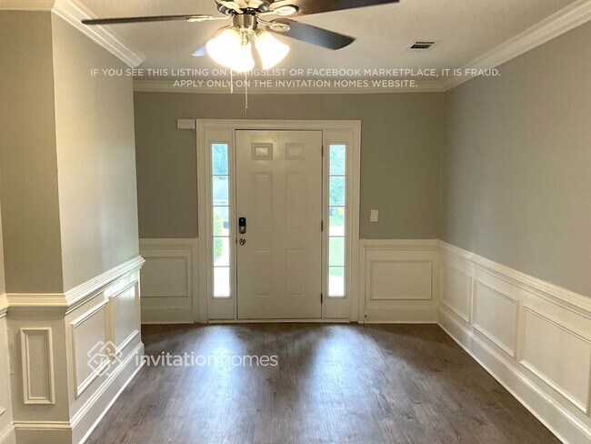 Foto del edificio - 1434 Riverwood Ct