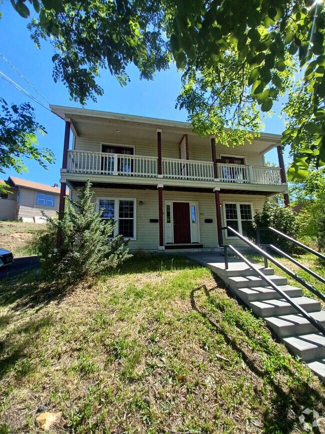 Building Photo - 535 N 12th St
