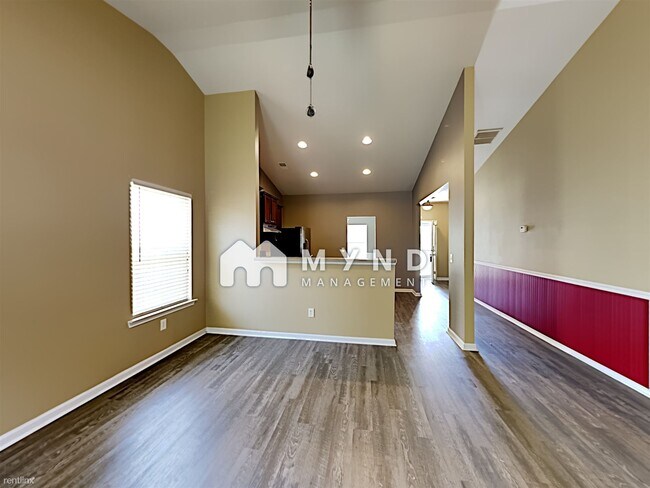 Building Photo - 3 br, 2 bath House - 1297 Winwood Dr