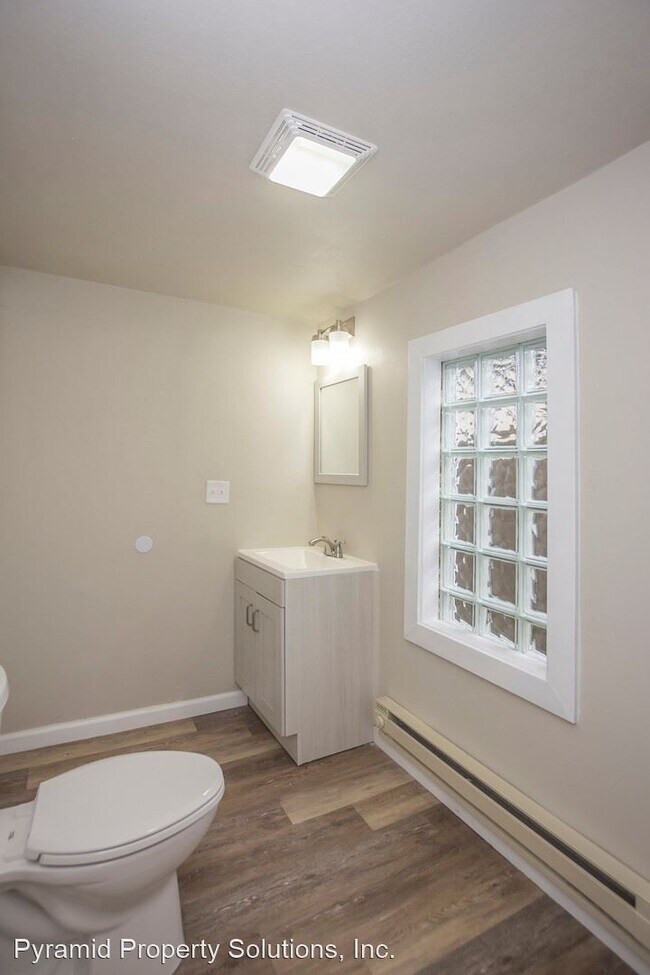Foto del edificio - 1 br, 1 bath House - 1921 E 21st St