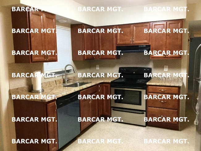 Building Photo - 4746 25th Ave S