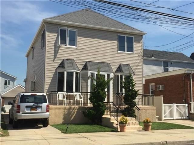Primary Photo - 542 Beach 129th St