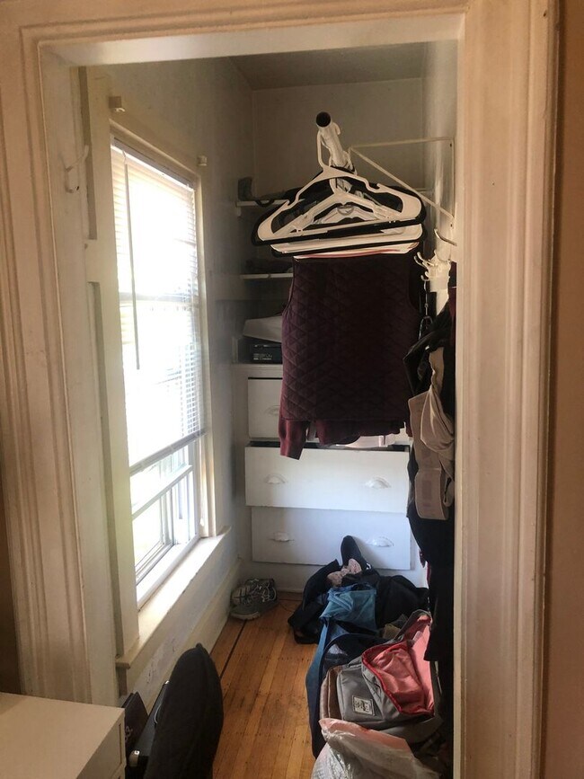 Foto del edificio - 821 6th St SE