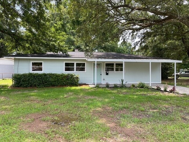 Building Photo - 5918 Hagood Ave