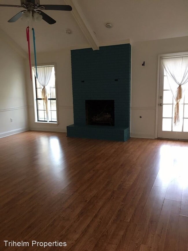Building Photo - 3 br, 2 bath House - 130 Twin Oaks Drive