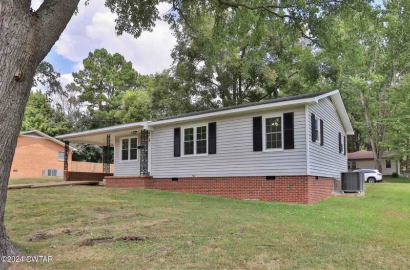 Foto principal - 106 S Shelby St