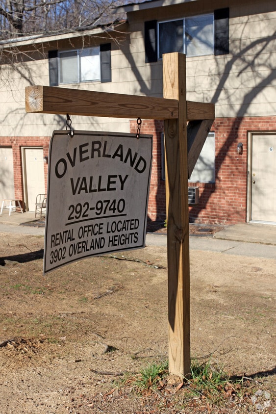 Building Photo - The Heights Townhomes