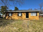 Primary Photo - 349 Navy Dr