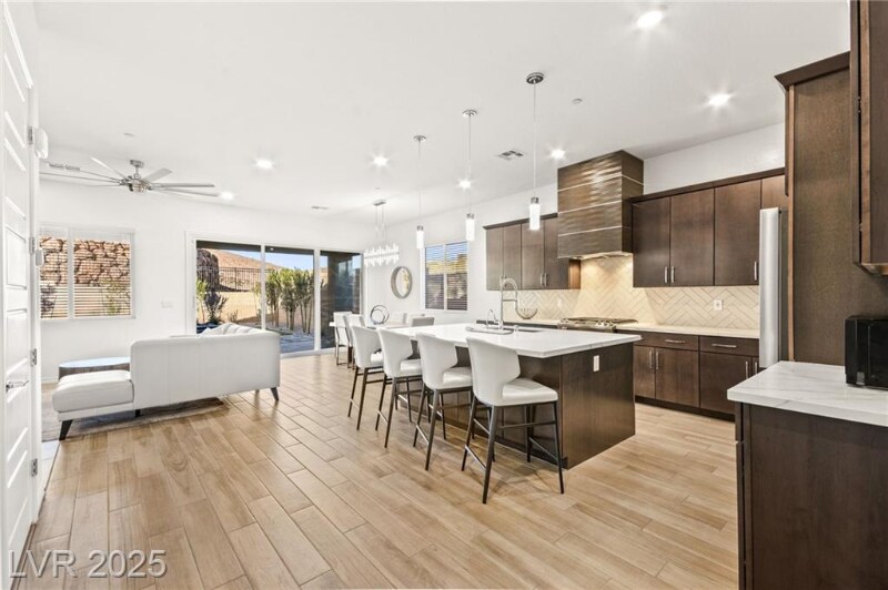 Foto principal - 52 Reverie Hts Ave