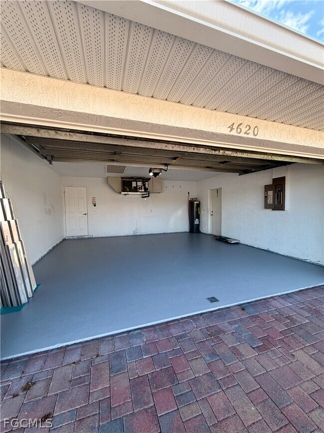 Foto del edificio - 4620 SW 13th Ave