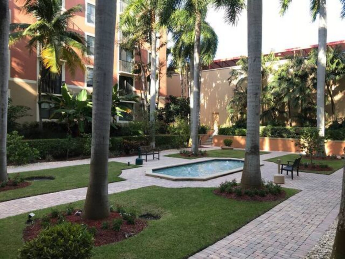 Foto del edificio - 720 S Sapodilla Ave