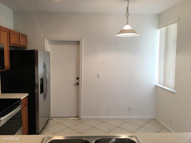 Foto del edificio - 3 br, 2.5 bath House - 2153 Oakmont Dr