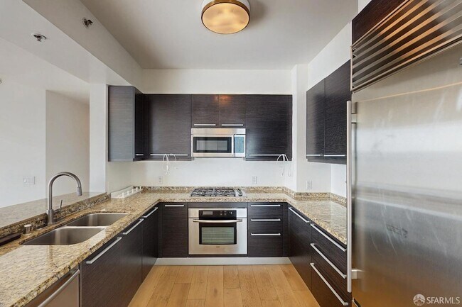 Foto del edificio - 425 1st St