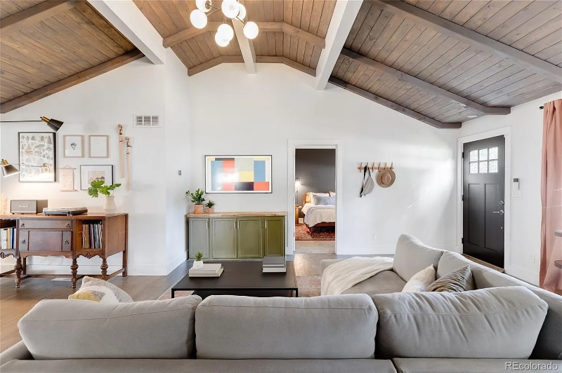 Photo - 1595 S Bellaire St (Denver, CO)