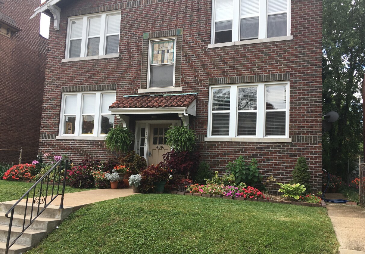 Foto principal - 4016 Botanical Ave