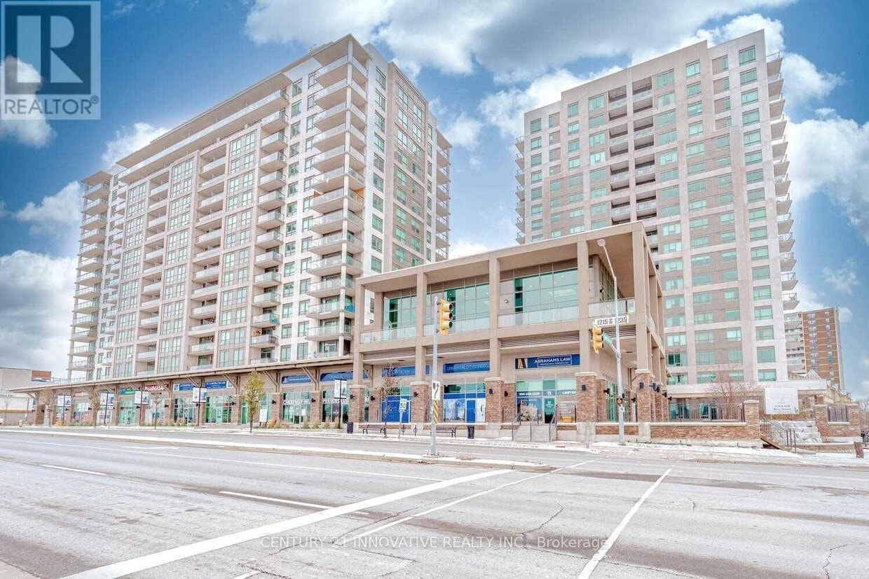 Photo principale - 1215-1215 Bayly St