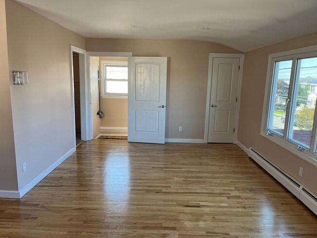 Building Photo - 15525 Cohancy St