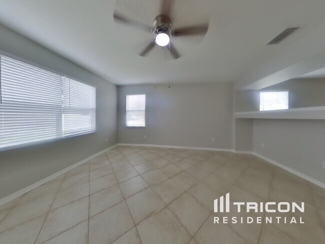 Building Photo - 19609 Timberbluff Dr