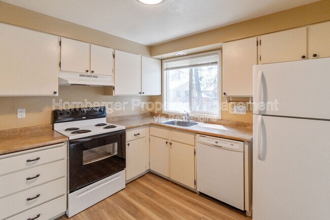 Foto del edificio - 10309 N Hooper Rd