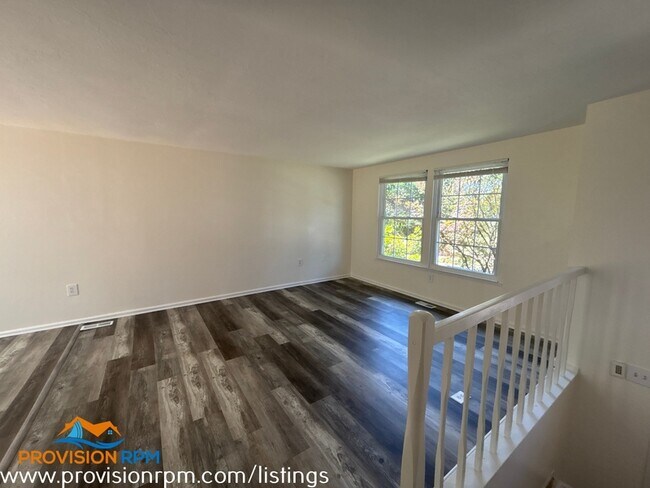 Foto del edificio - 9102 Pennswood Dr