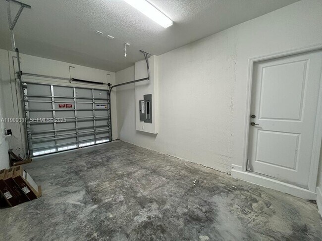 Foto del edificio - 28660 SW 134th Ct