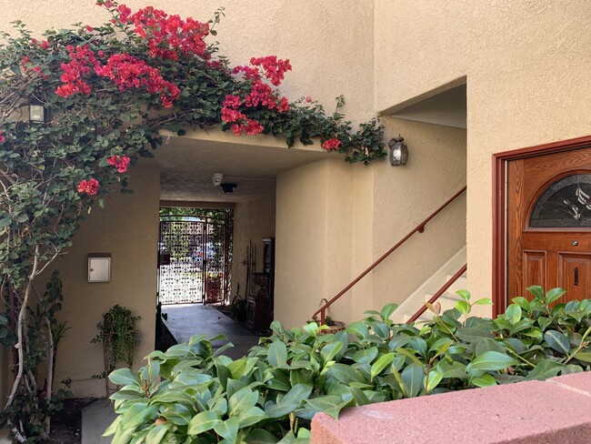 Lovely Spanish-Style Building - 1731 Camden Ave