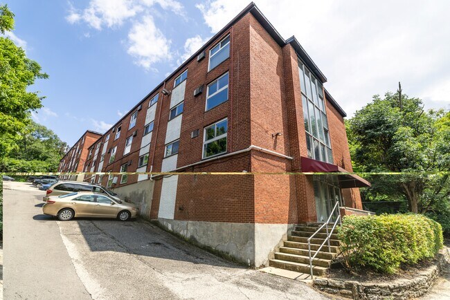 Foto del edificio - Straight Street Apartments