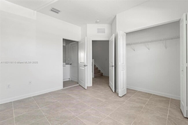 Building Photo - 12154 NW 24th Ct