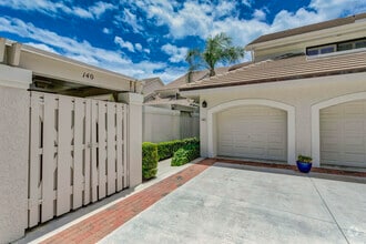 Building Photo - 3940 Back Bay Dr