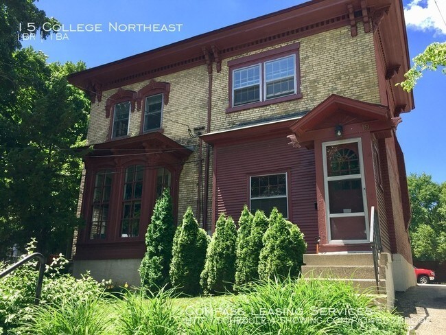 Foto del edificio - 15 College Ave NE