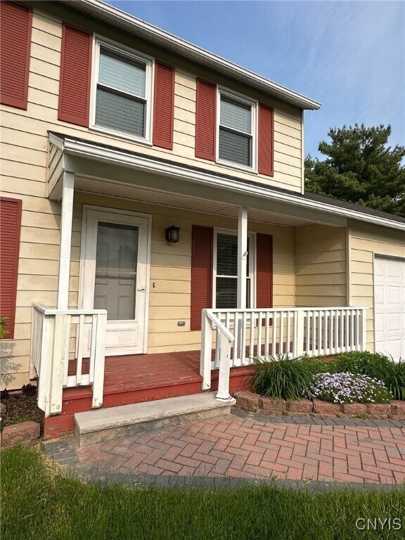 Foto del edificio - 6846 Crystalwood Dr