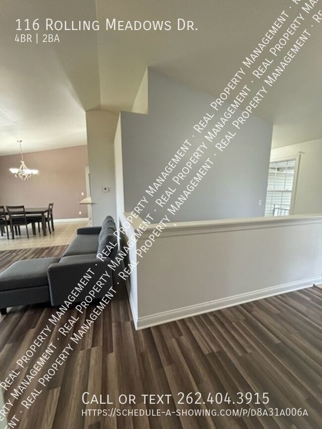 Building Photo - Luxury 4 Bedroom Single Family Home w/ Lar...