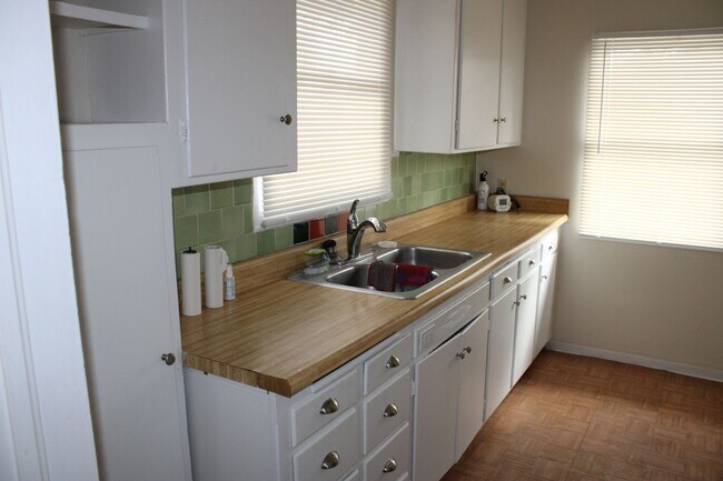 Foto del edificio - 2Bed 1 Bath Home for rent