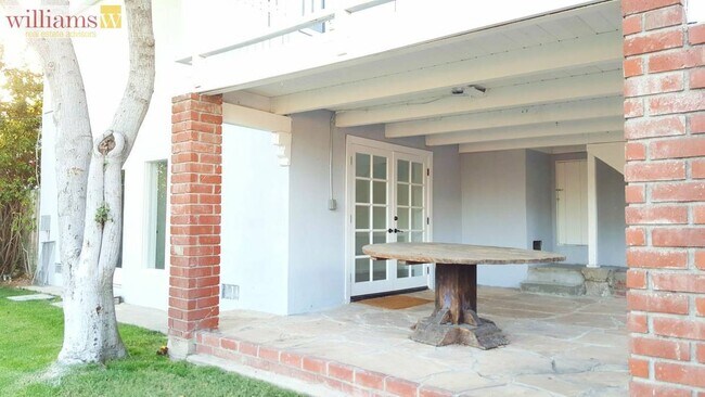 Foto del edificio - 2128 Navy St