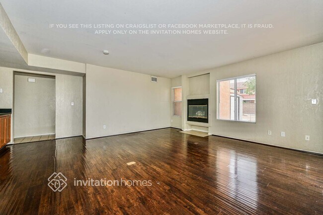 Foto del edificio - 5319 Gardendale Ln