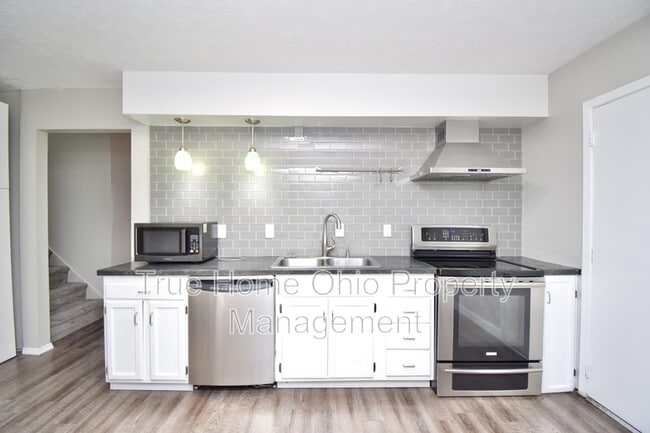 Foto del edificio - 2146 Rubicon Pl