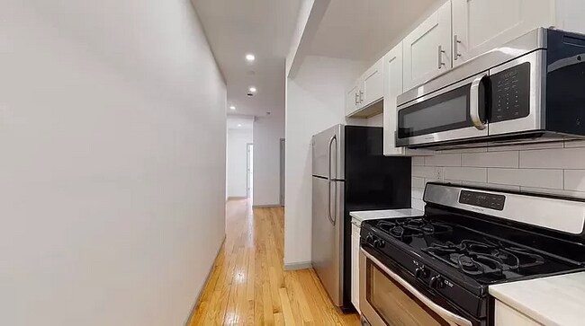 Foto del edificio - 934 Seneca Ave