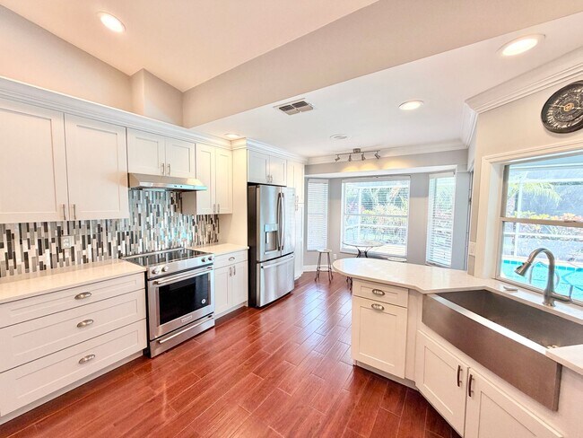 Building Photo - ** BERKSHIRE LAKES ** 3 BED / 2 BATH - SINGLE FAMILY - POOL HOME - GREAT LOCATION! - ANNUAL RENTAL