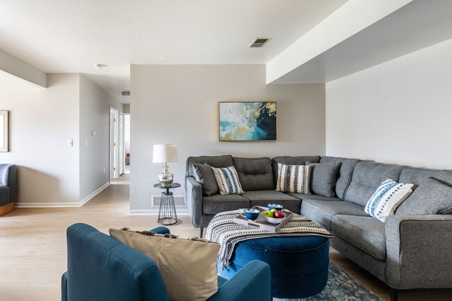 Building Photo - Georgetown Park Apartments