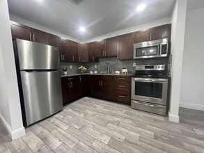 Building Photo - 1554 Citation Dr