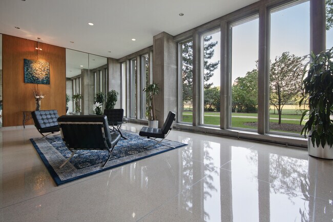 Foto del edificio - 4800 S Chicago Beach Dr